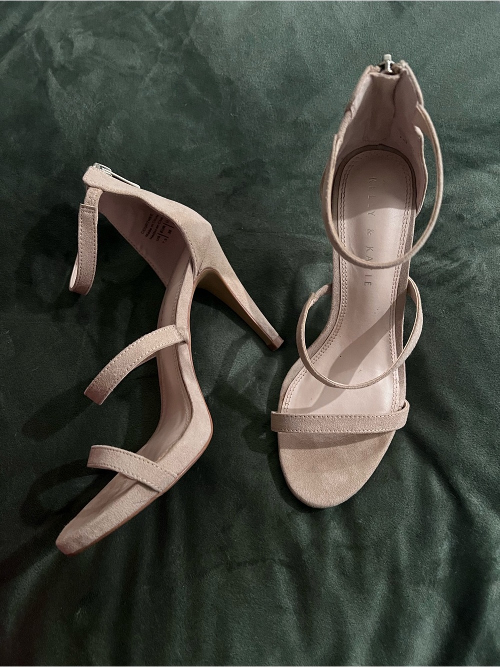 Kelly & Katie Size 7 Strappy High Heel Sandals